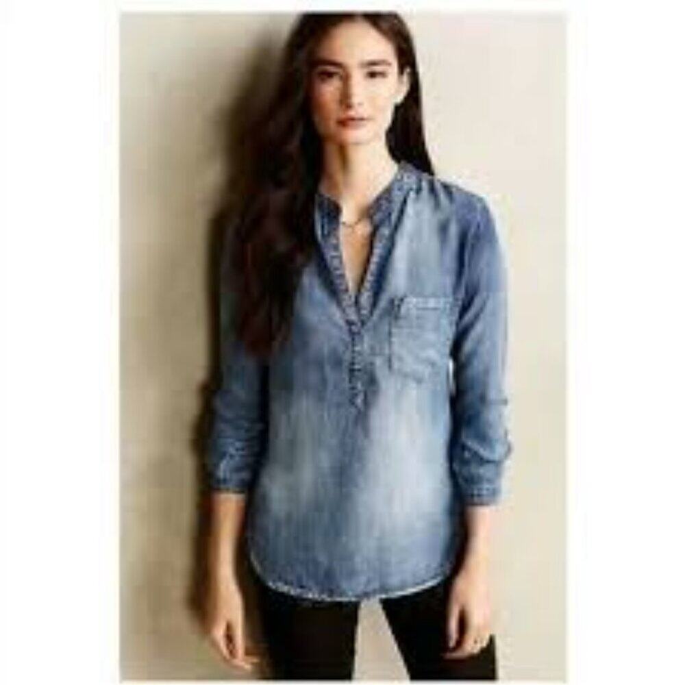 Cloth & Stone Anthropologie Chambray Denim Pop Over Top Roll Tab Sleeve Size Xs